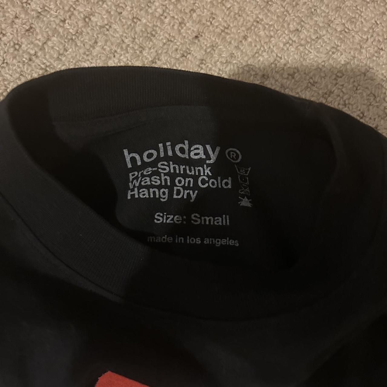 Holiday The Label Men's Black and Red T-shirt (2)