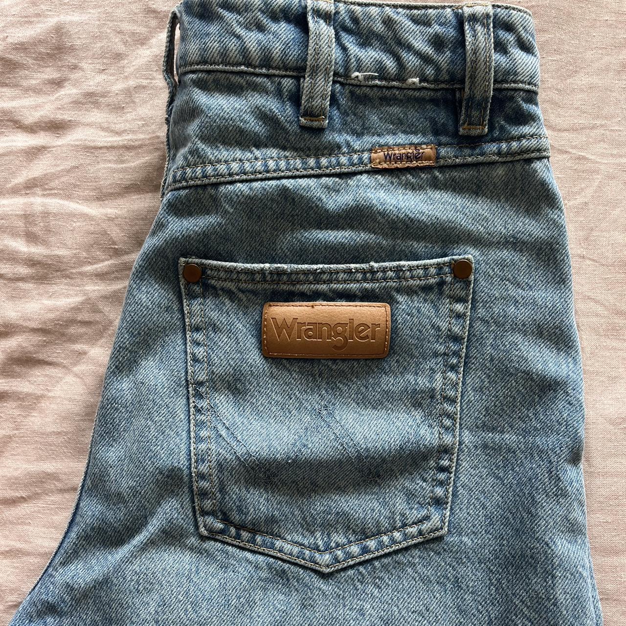 Wrangler ‘hi bells’ denim shorts, size 8. ... - Depop