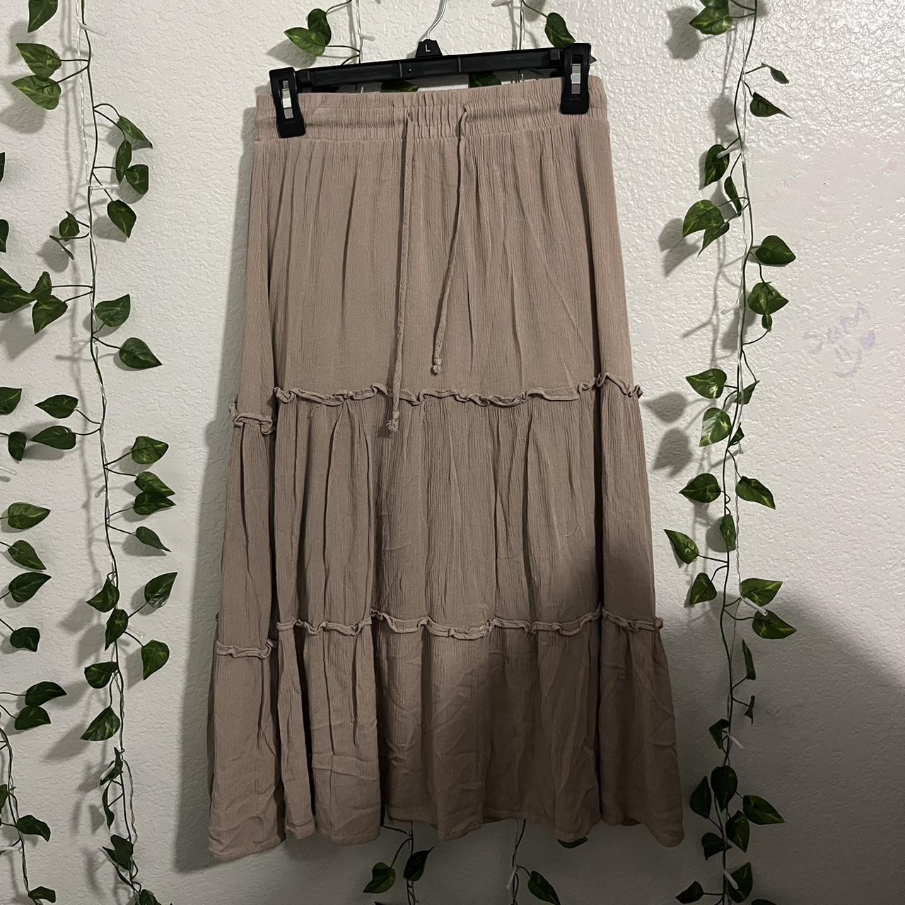 Cute tan/beige maxi skirt with ruffles Size :... - Depop