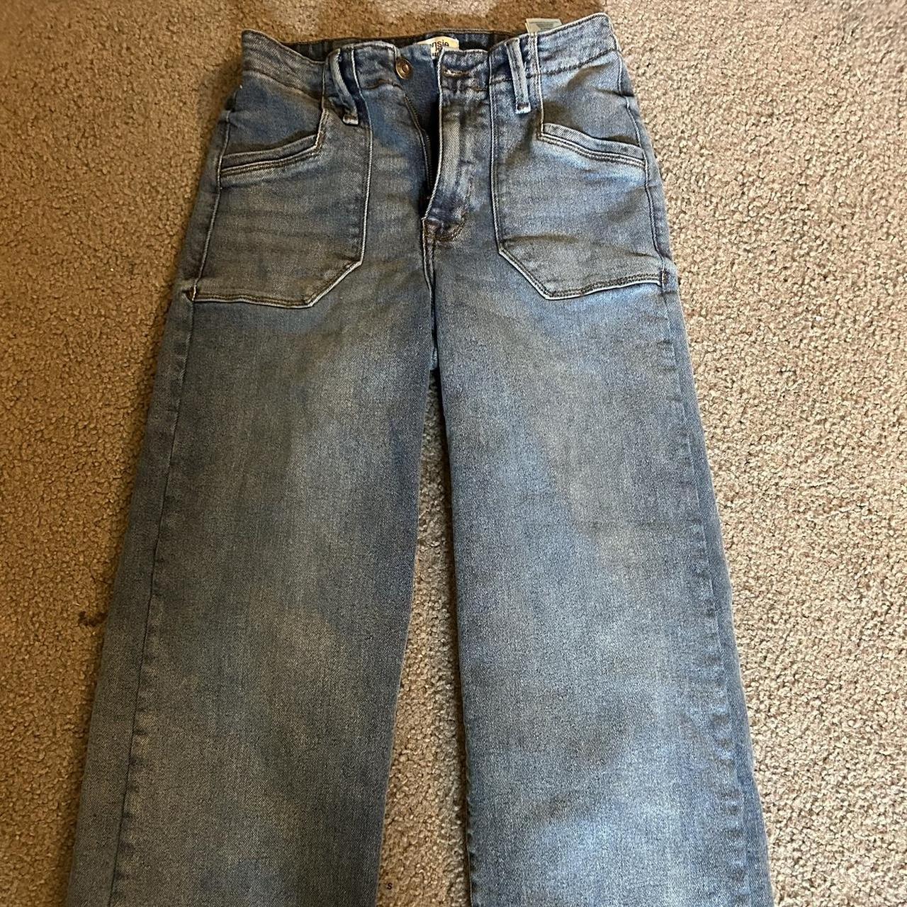 Wide legged Kensie jeans ! Super cute, I just don’t... - Depop