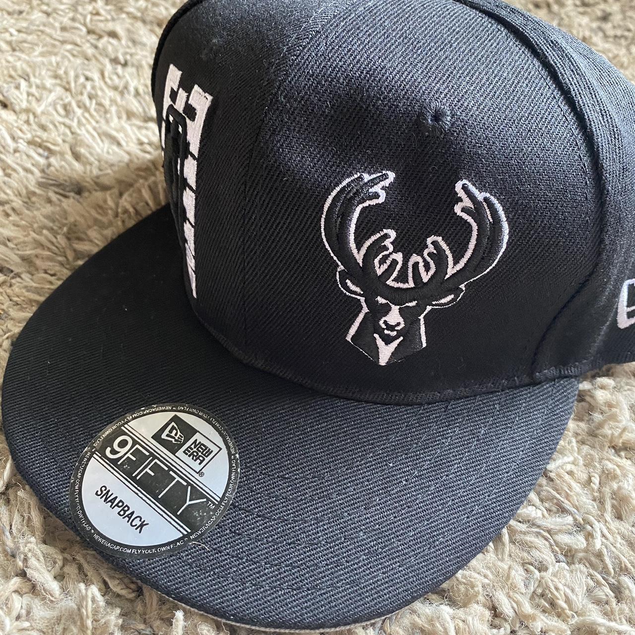 Men's Milwaukee Bucks New Era Gray 9FIFTY Snapback Hat