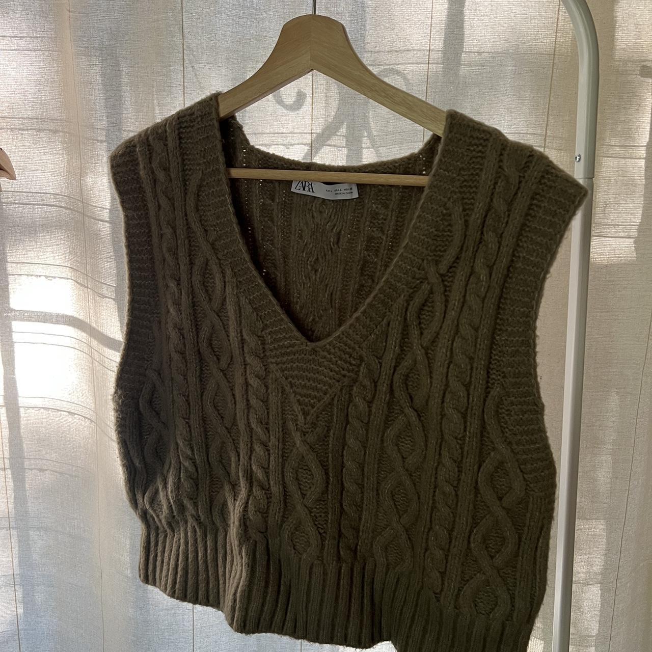 Green Zara sweater vest. Size L. - Depop