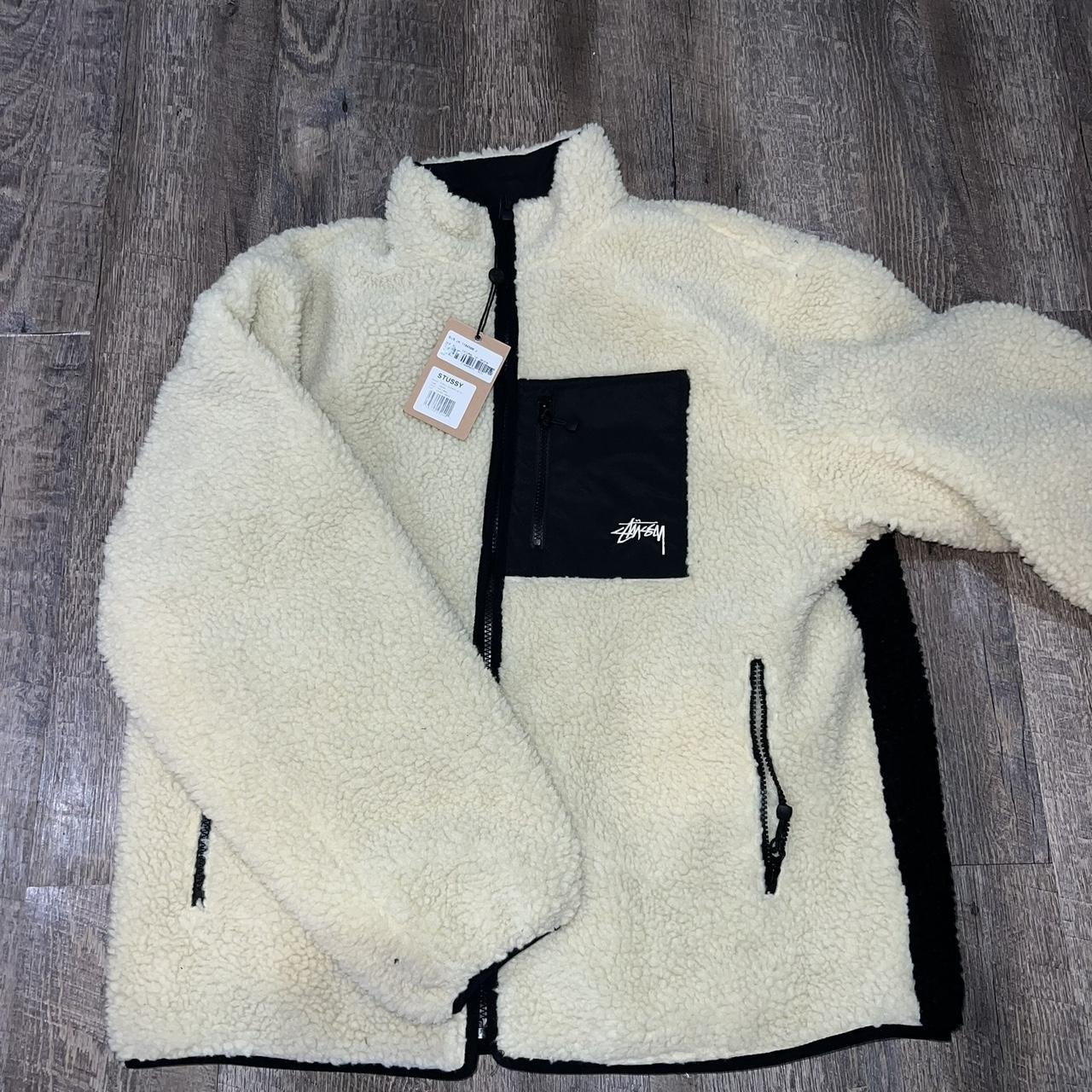 Stüssy Men's Cream and Black Jacket | Depop