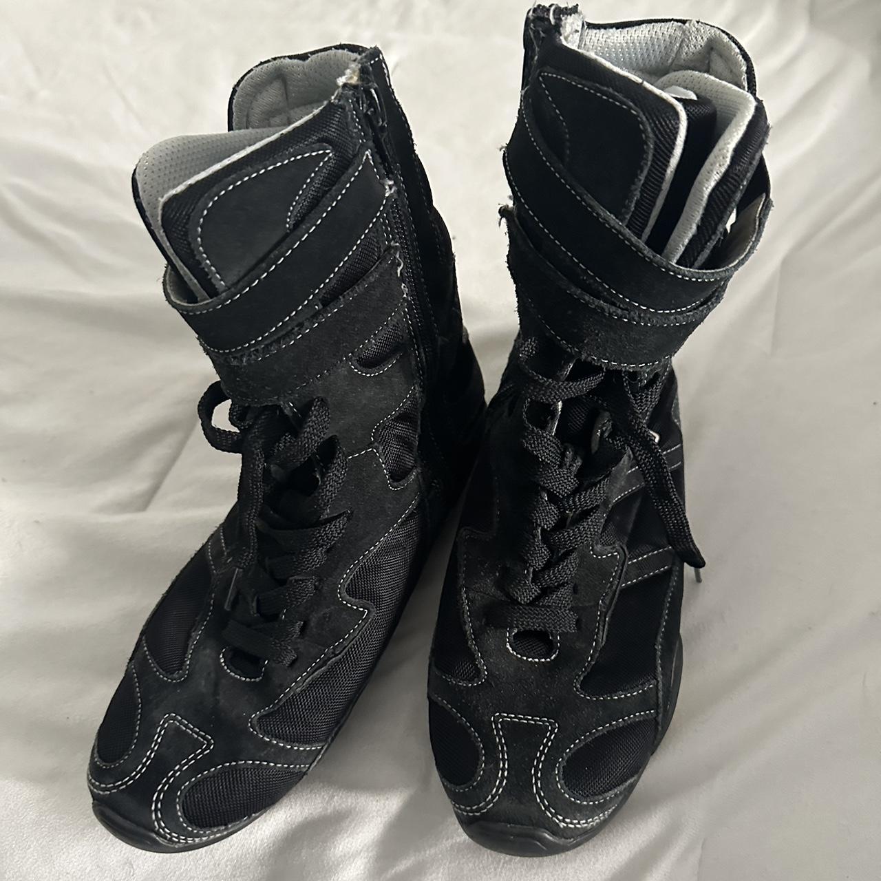 Vintage wrestling boot High top Actually so cute... - Depop