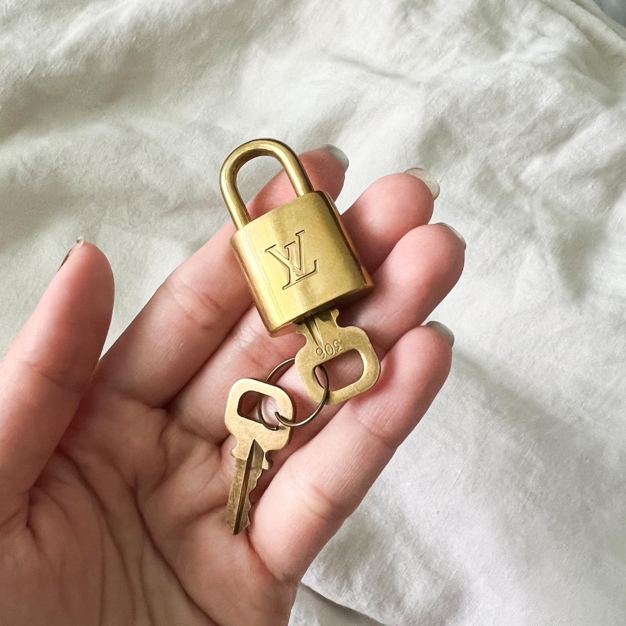 Louis Vuitton lock and key with an 18 non-branded - Depop