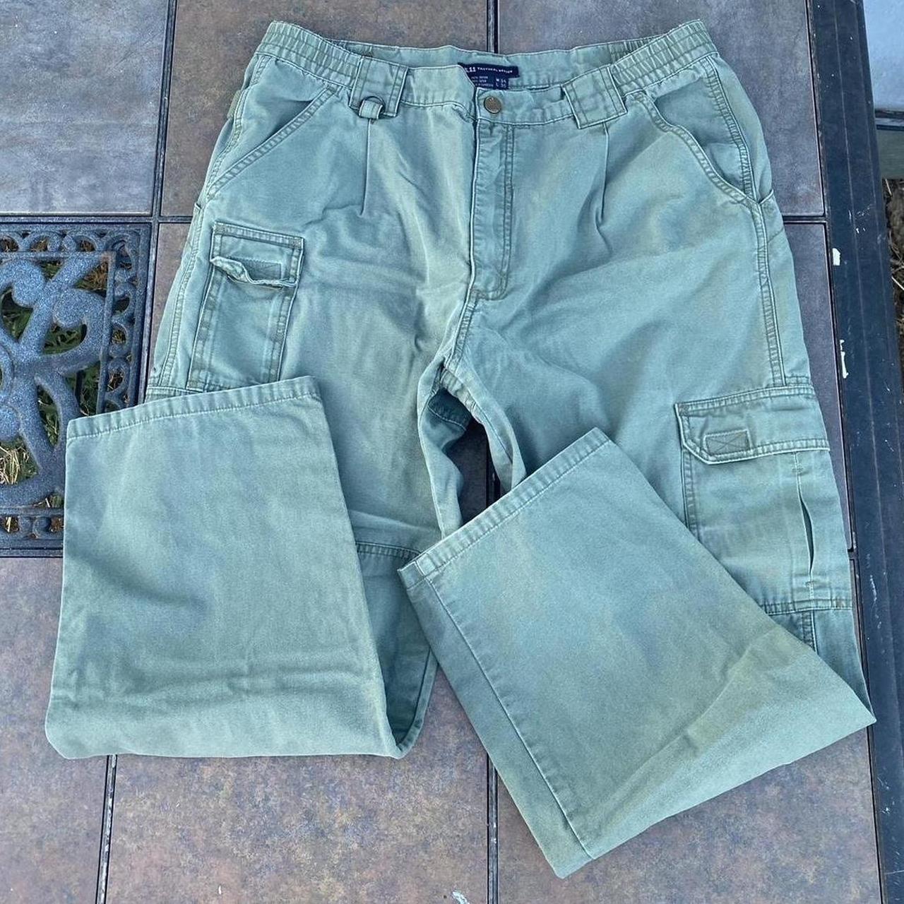Vintage Cargo Pants Light green color / Size 34... - Depop