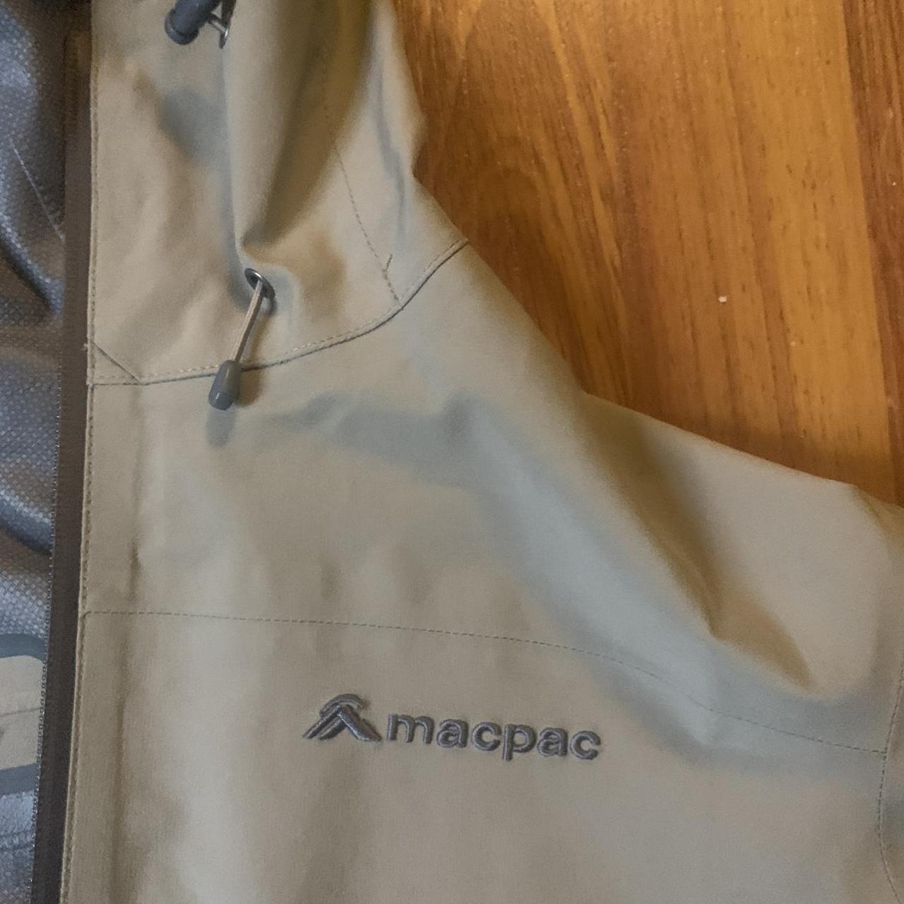 MACPAC DISPATCH RAIN JACKET Made with Reflex™ 2.5... Depop