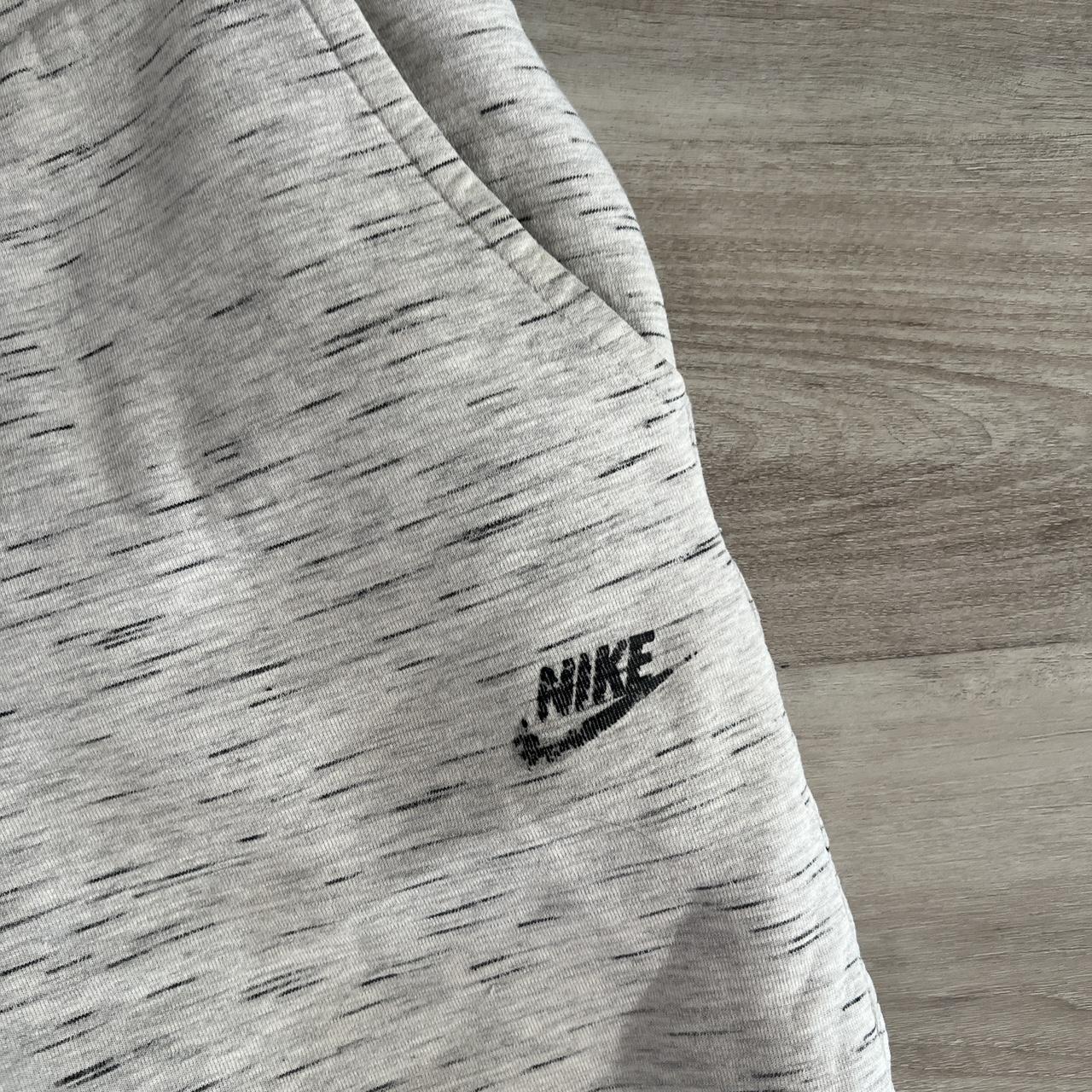 mens nike fleece shorts grey