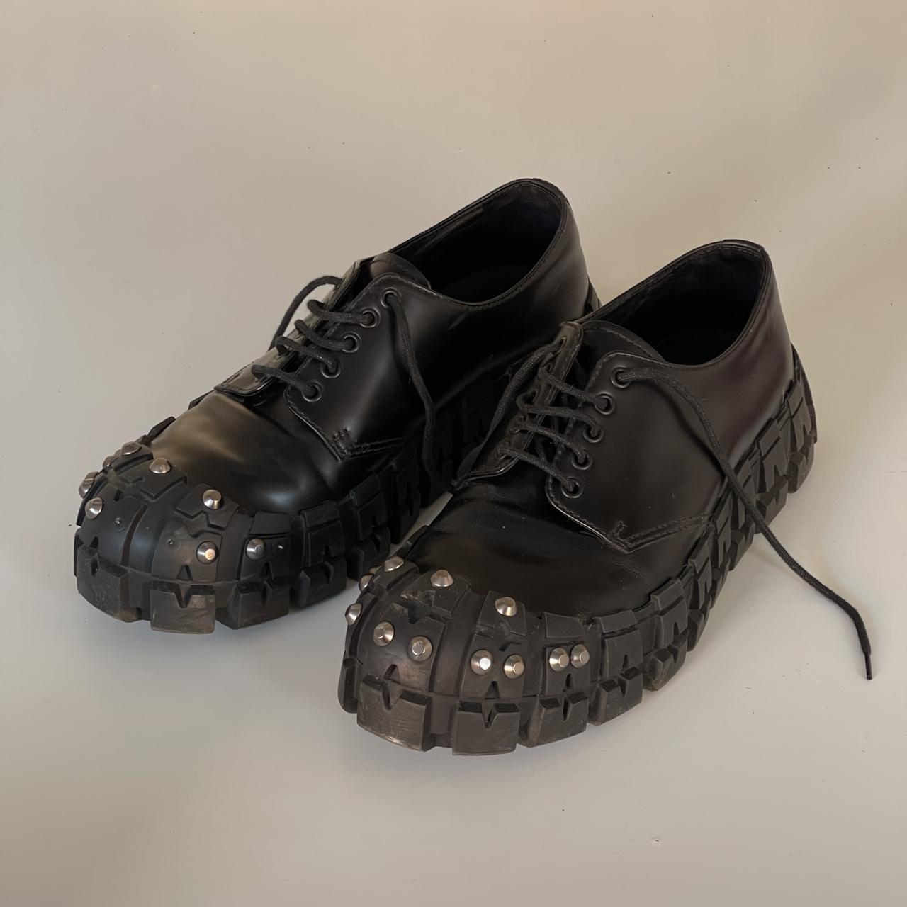 Studded derby clearance shoes