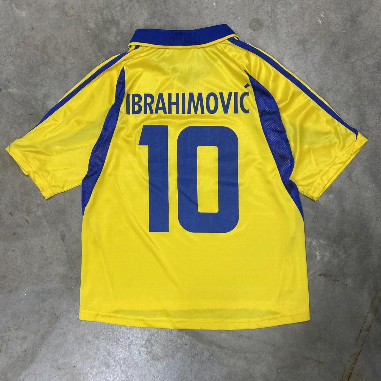 Vintage Zlatan Ibrahimovic Sweden Collared Soccer... Depop