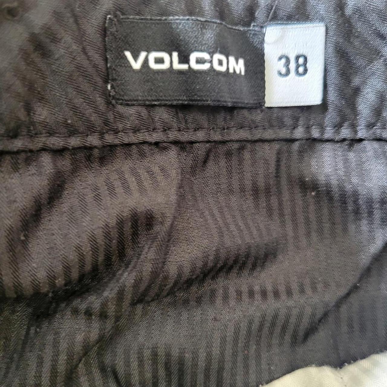 Volcom Men's Shorts - Black - 38" – The Volcom Tr… - image 4