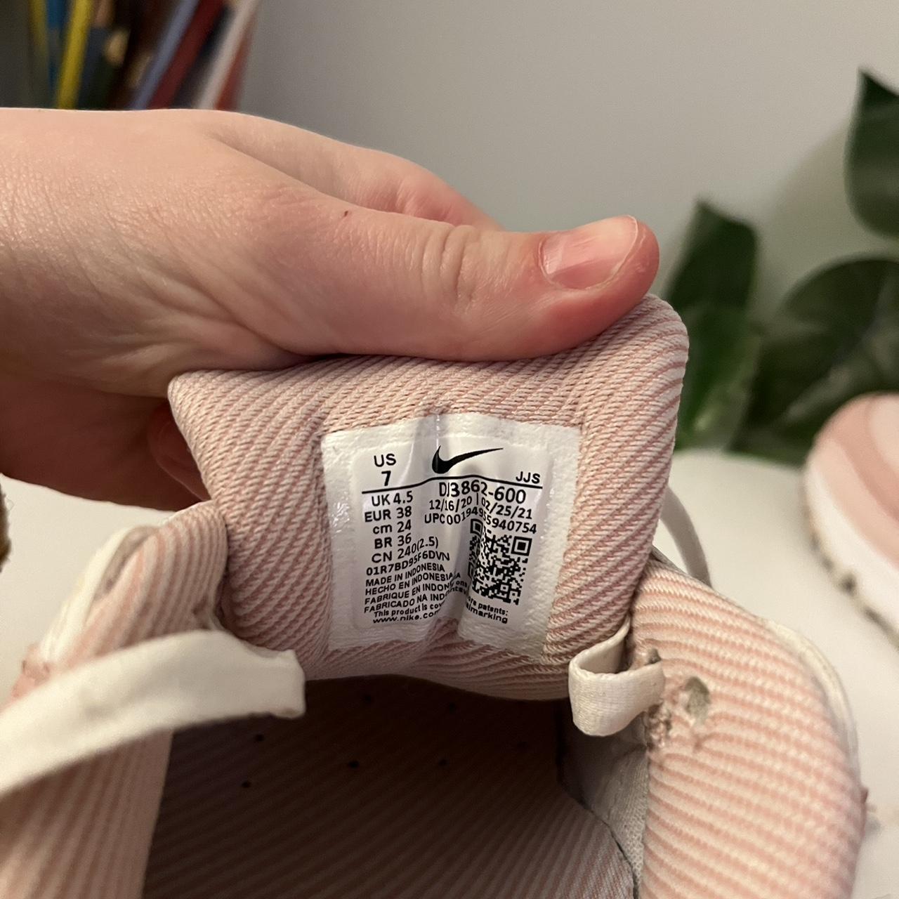 air7c nike pink