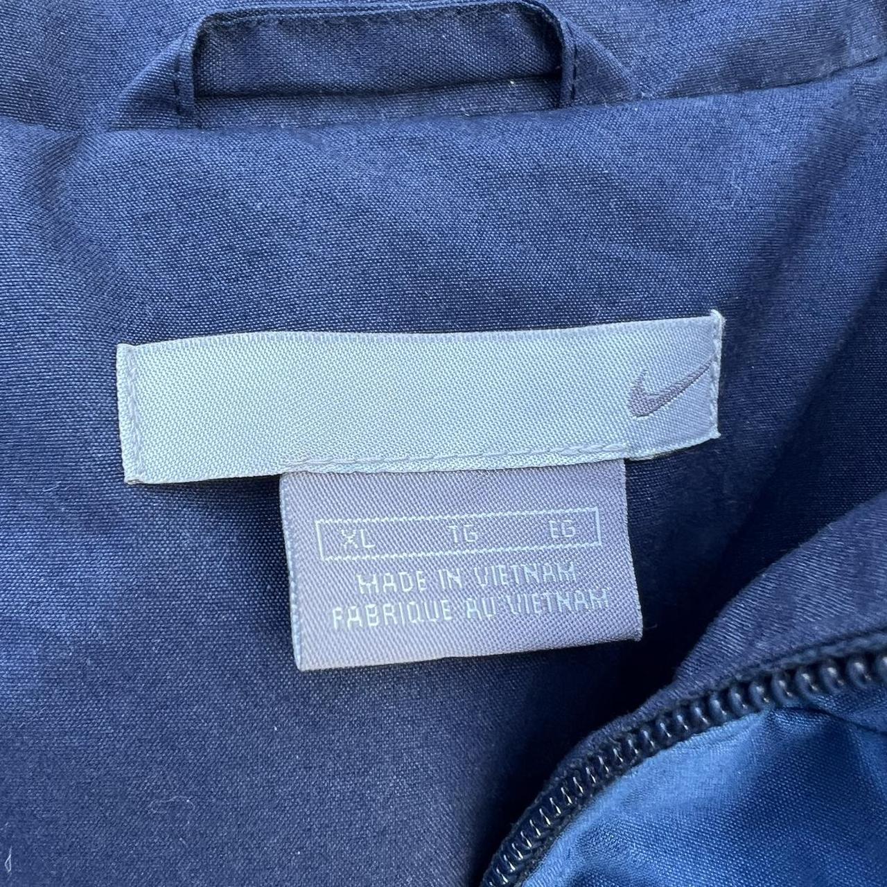 zip up windbreaker nike