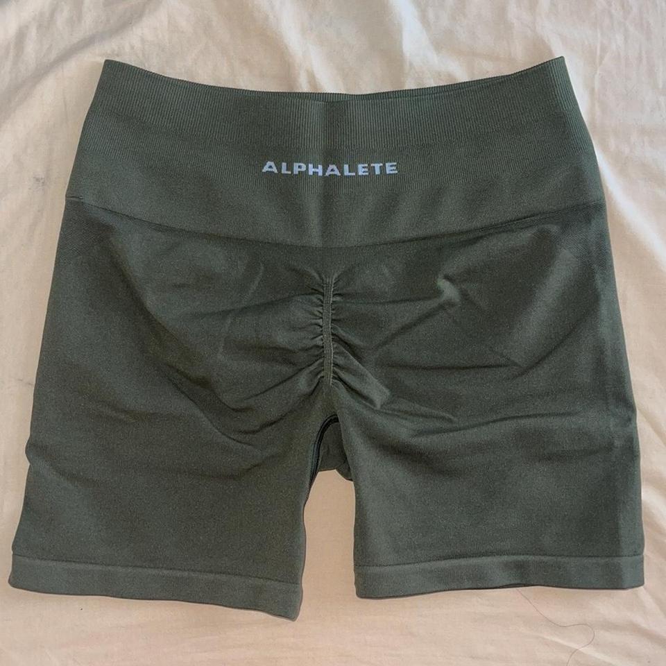 Alphalete Amplify Shorts 4.5” Color: Oak In very - Depop