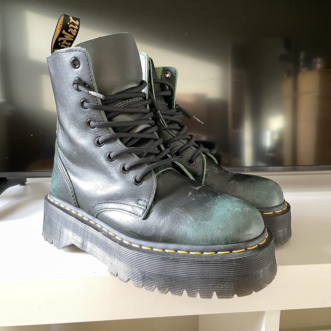 dr martens green vintage
