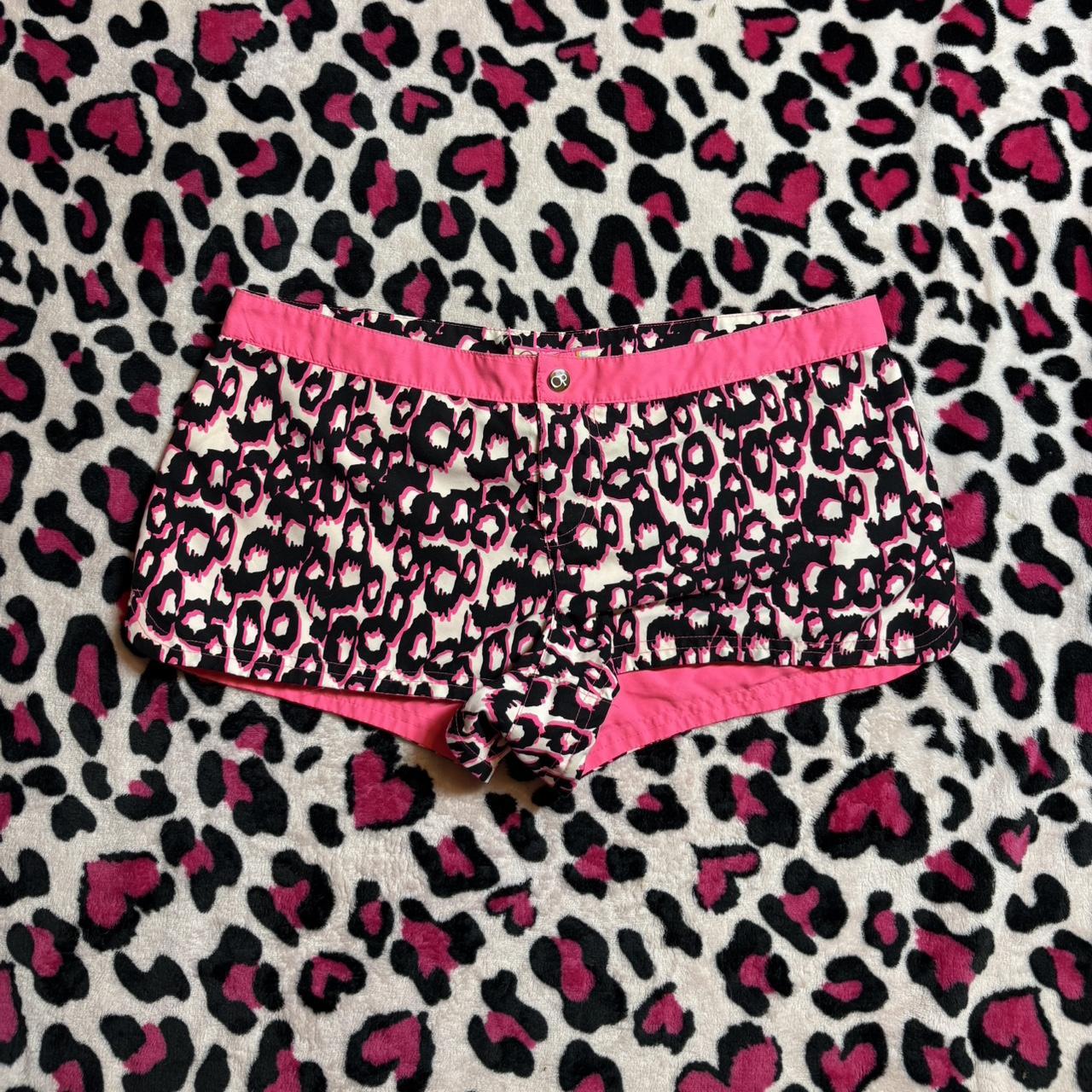item listed by lanaswrldshop