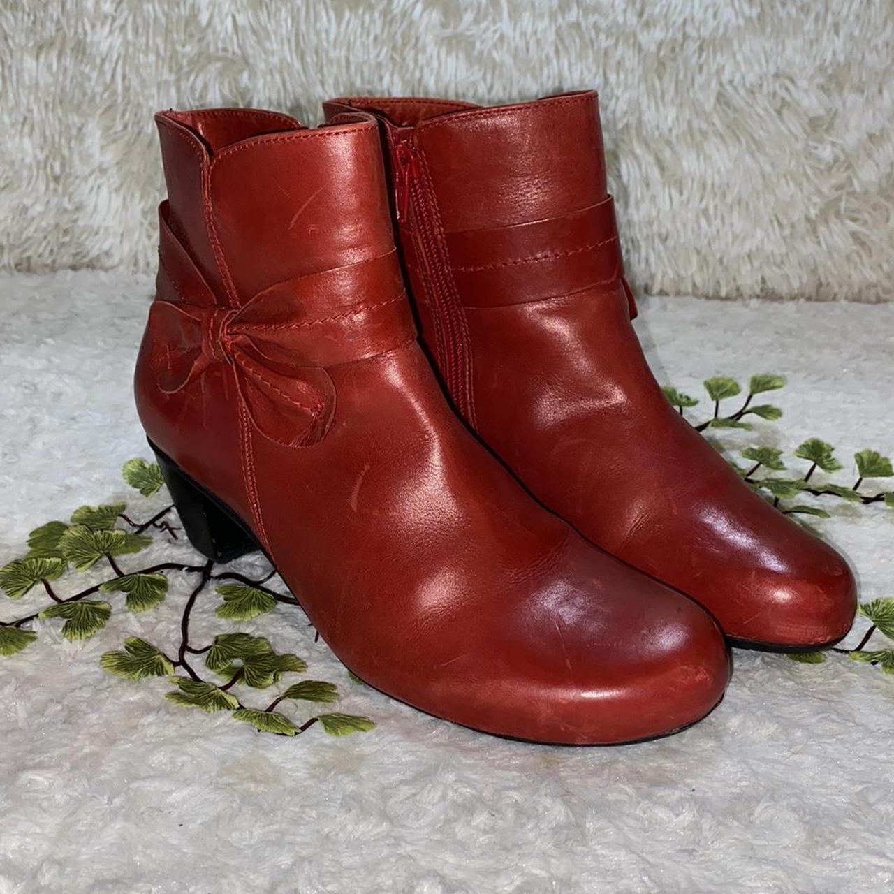 Hotter Women's Red Boots Depop