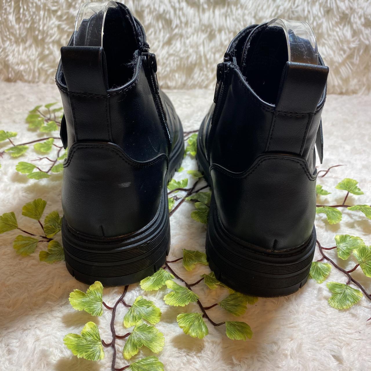 you boots sessun