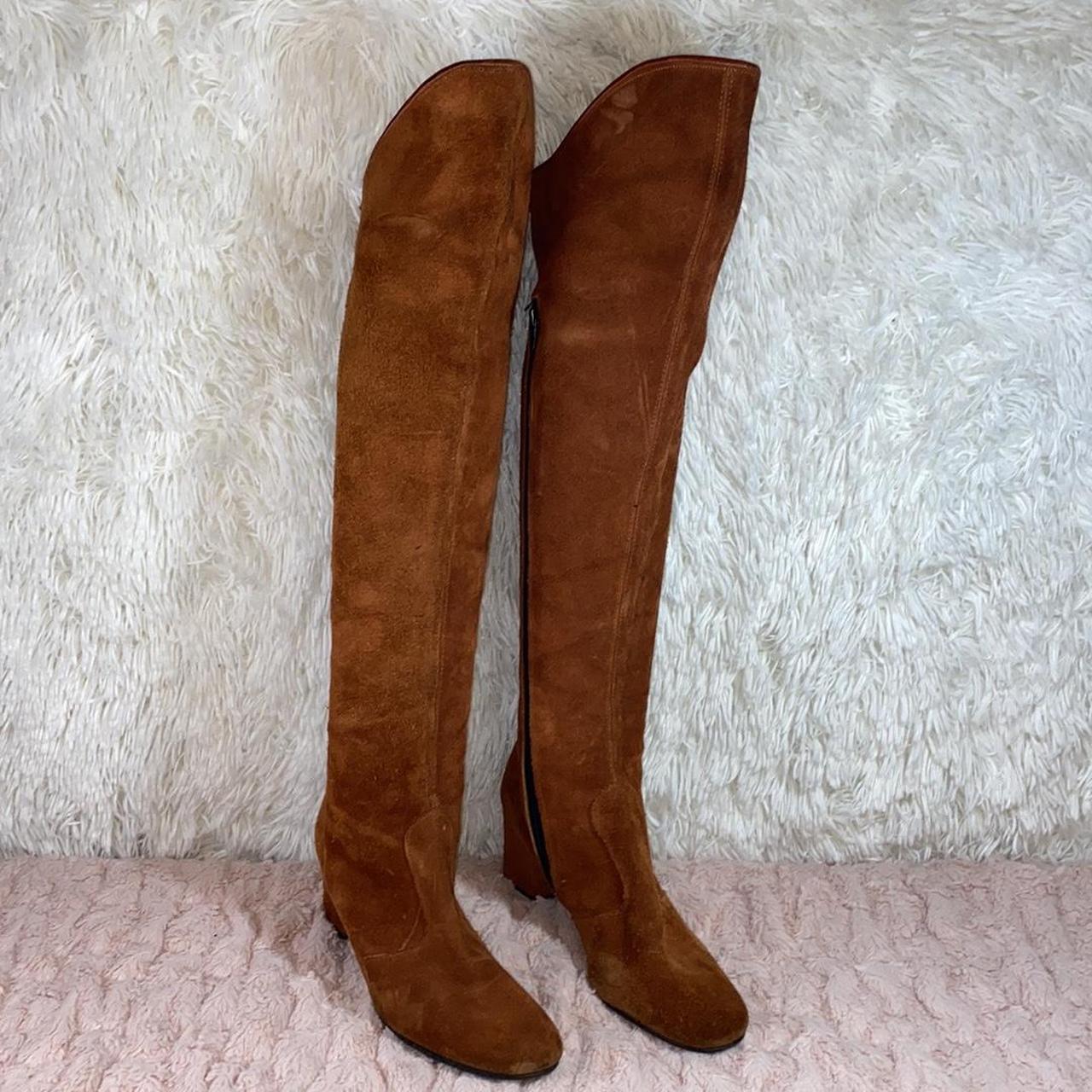 Leather Rust color not provide super cute boots