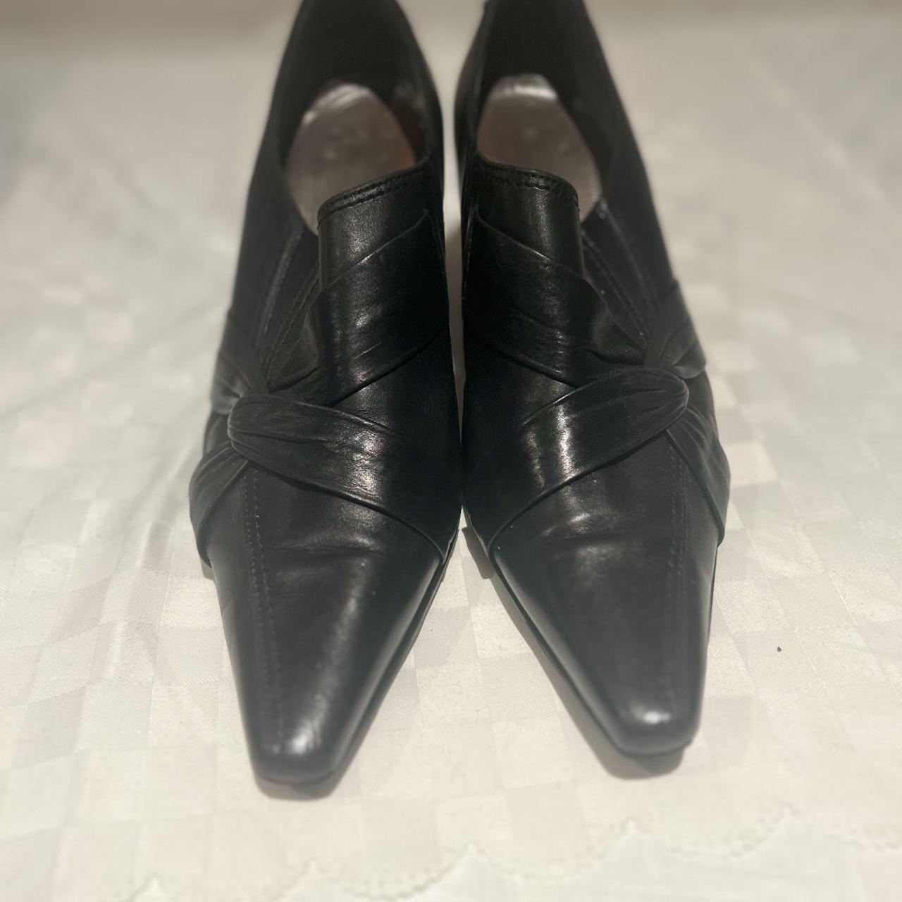 gabor navy trainers