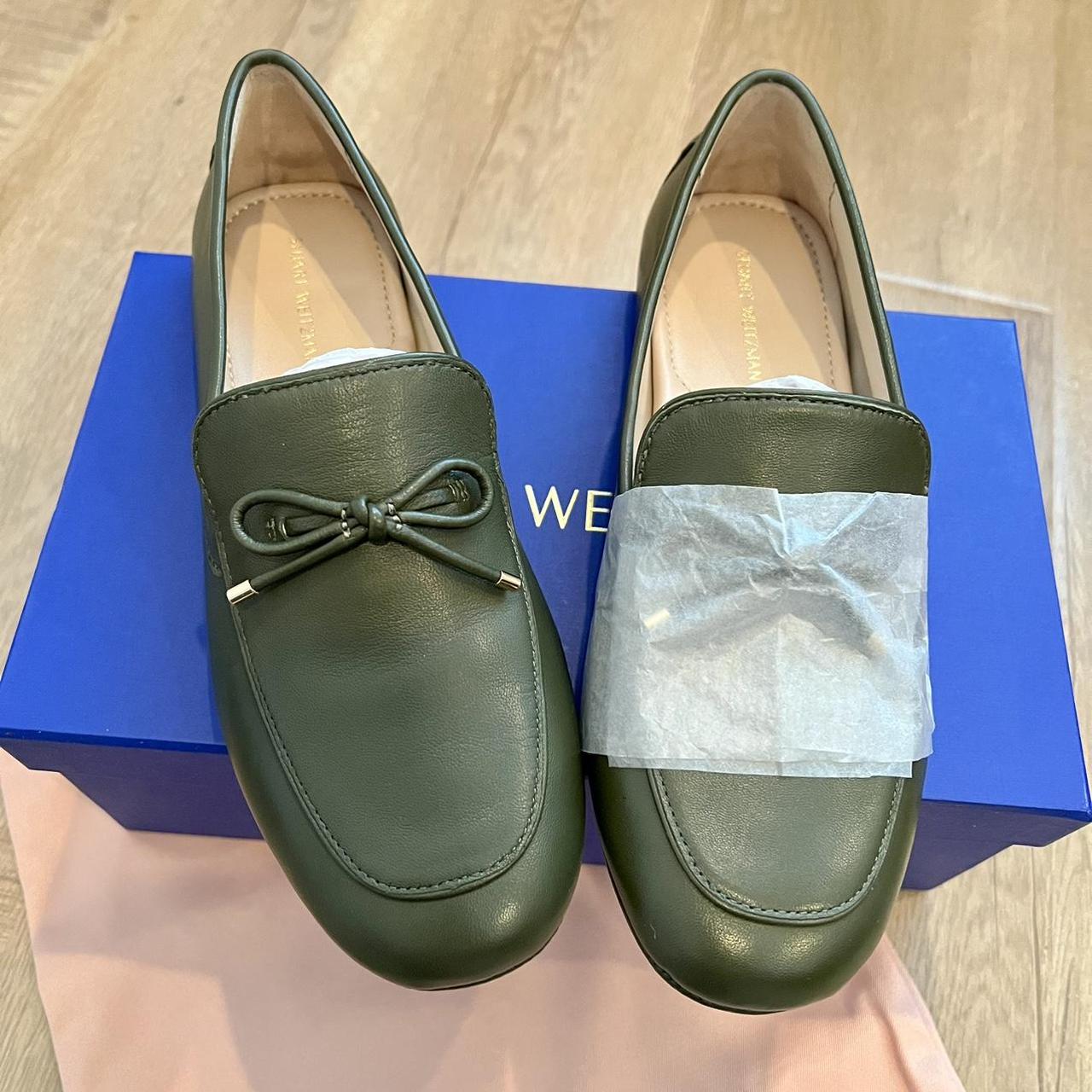 Stuart Weitzman Newport Driving Loafer Shoes Green... - Depop