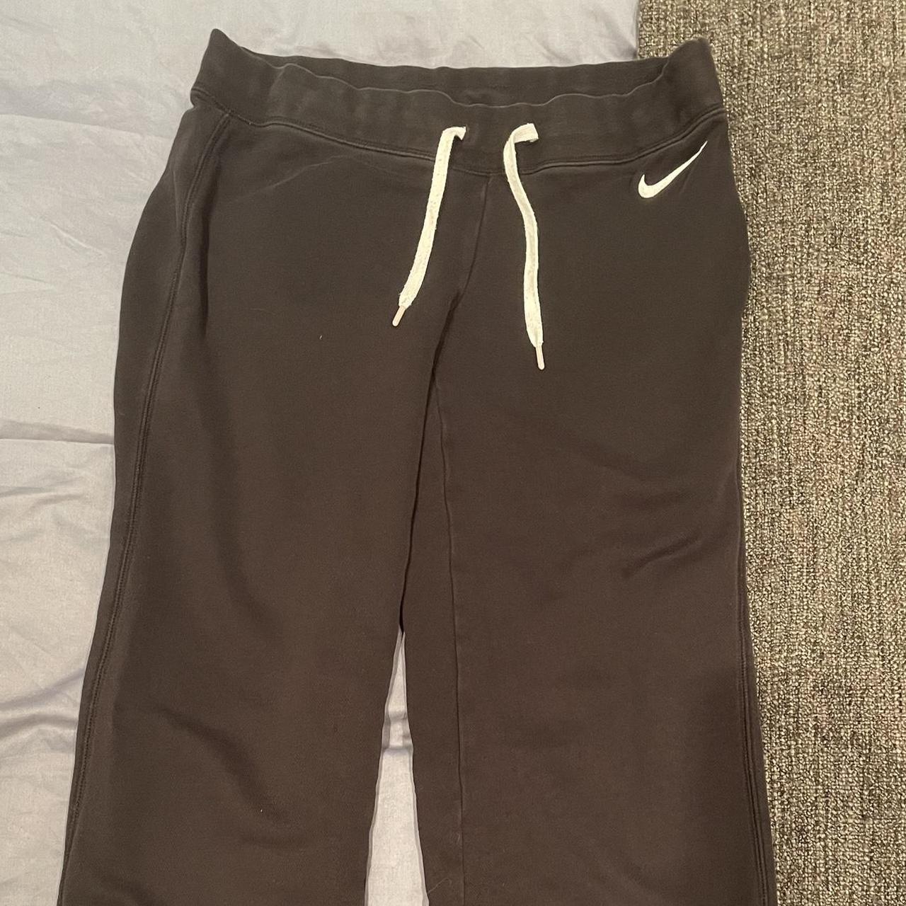 low rise wide leg nike joggers i’m 5’4 for... - Depop