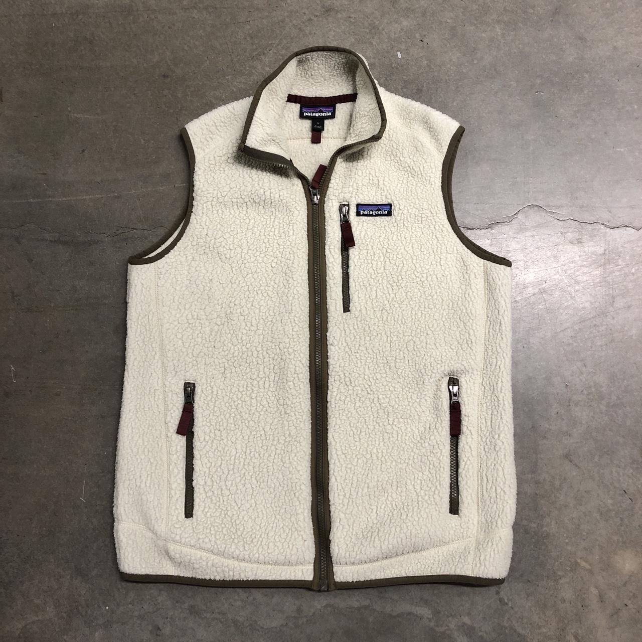 Patagonia Women s Retro Pile Vest Fleece Size Large. Depop