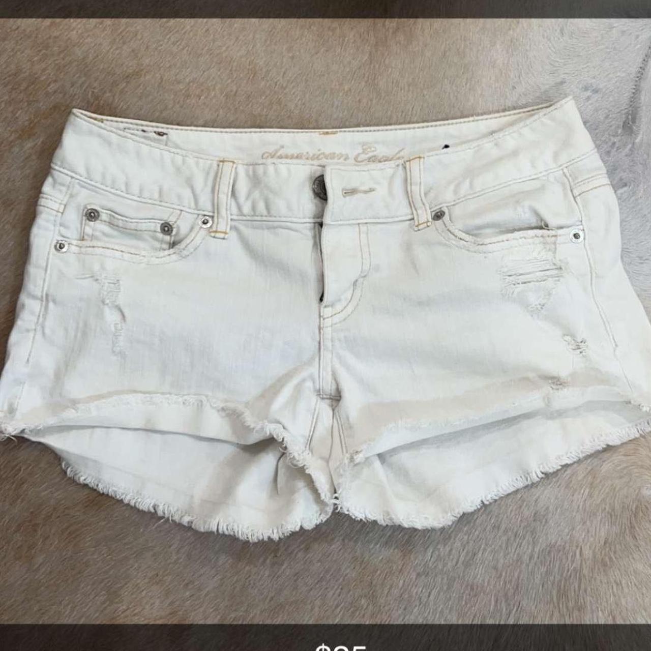 American eagle white denim jean shorts. Size 4. 25