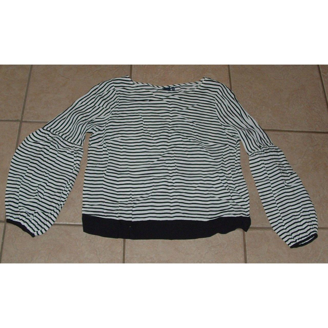 item listed by robinsfashions
