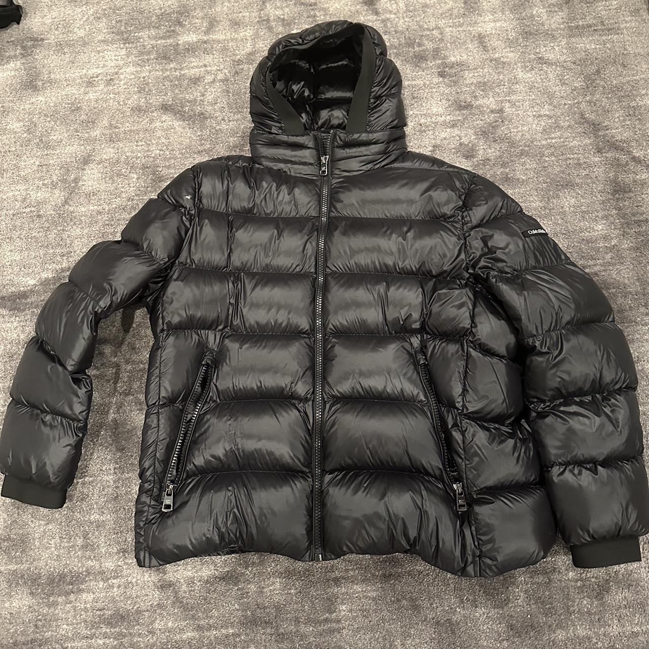 accepting offers! size small tek gear black puffer - Depop