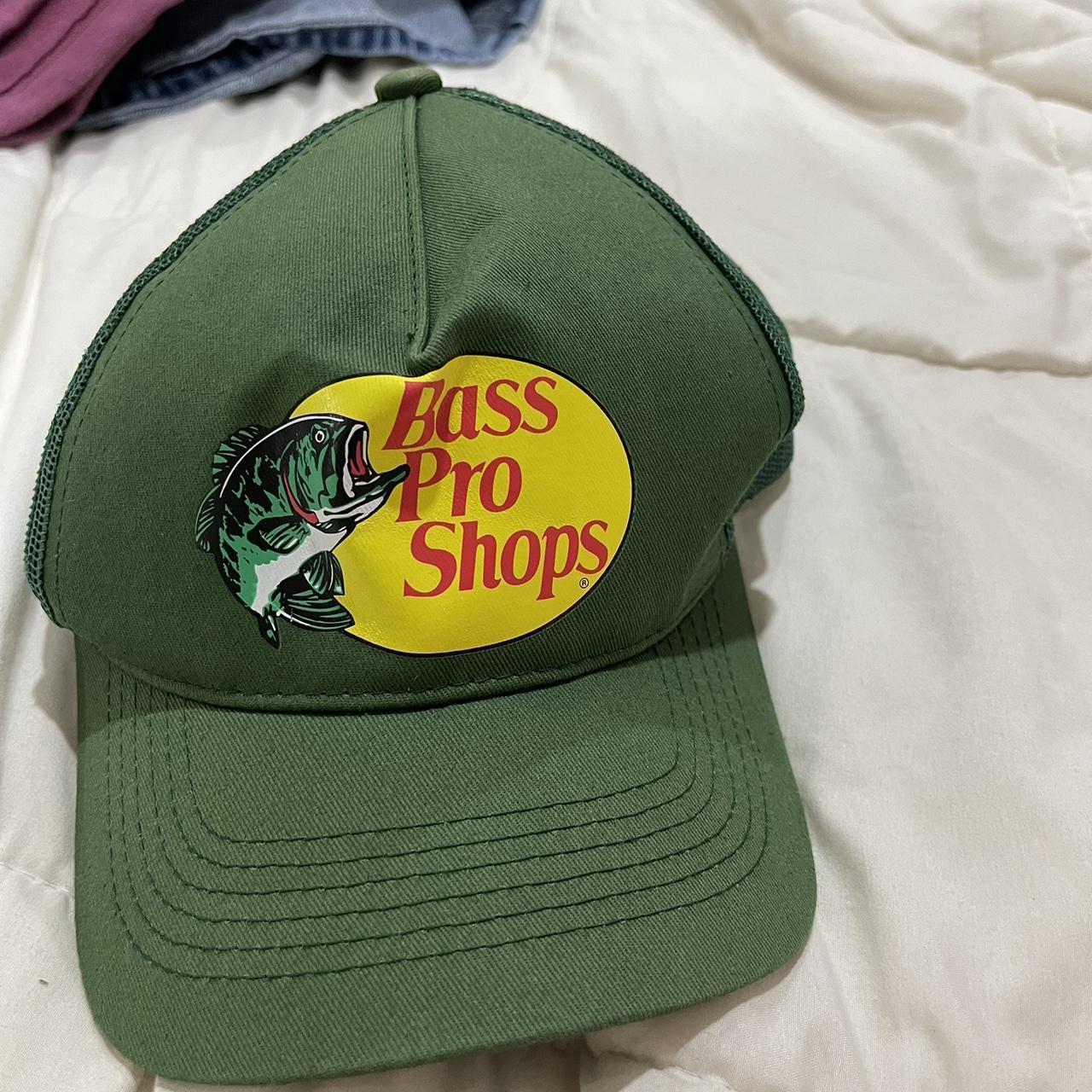 green bass pro shop trucker hat! - Depop