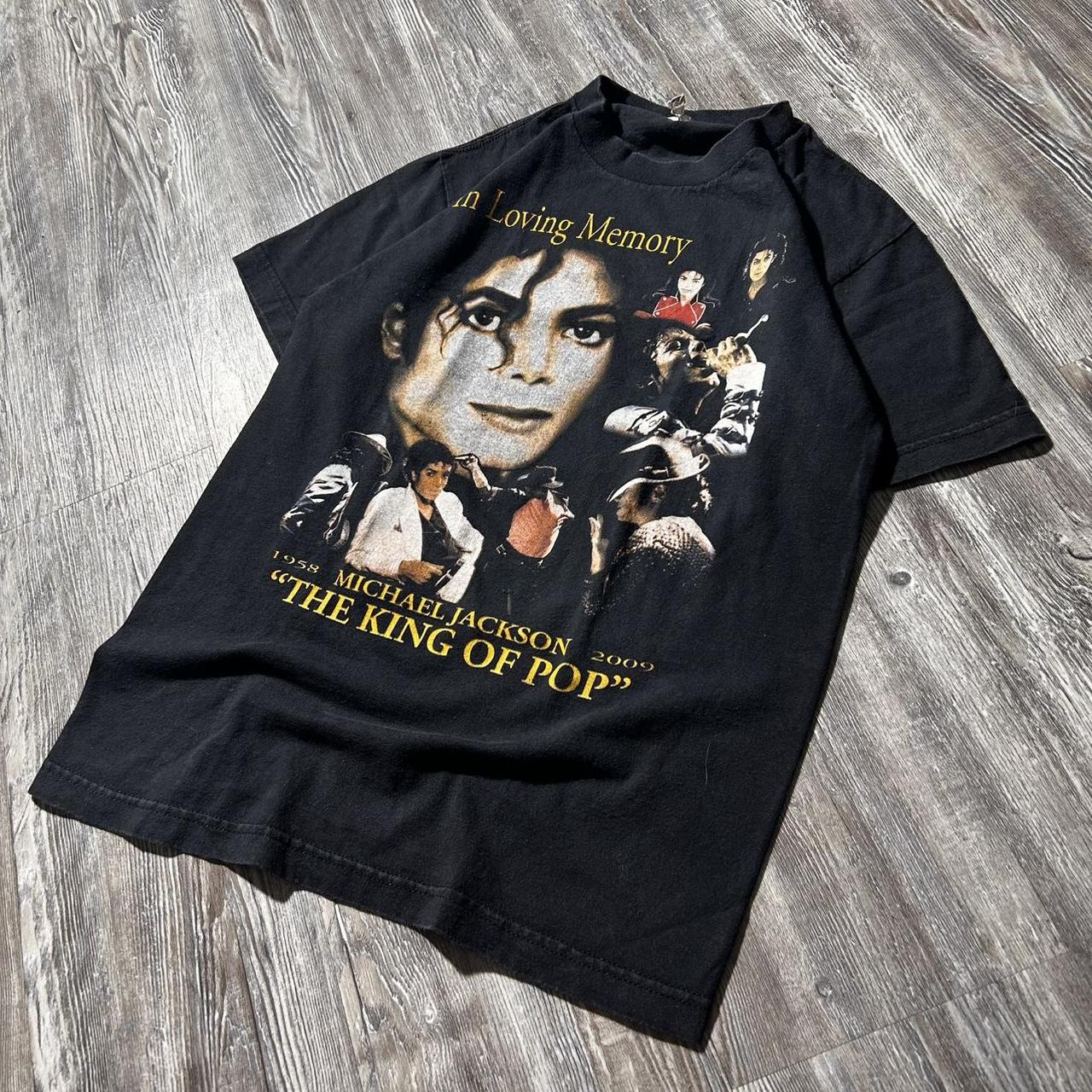 item listed by pageofthreads