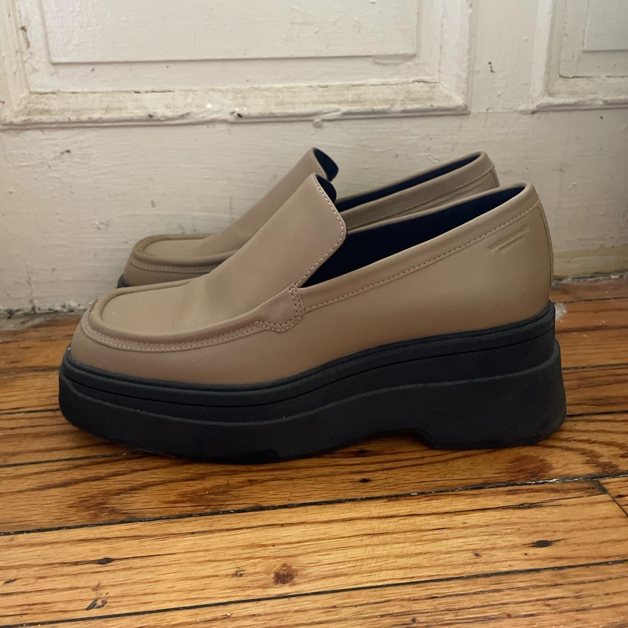 Vagabond Women's Tan and Cream Loafers | Depop