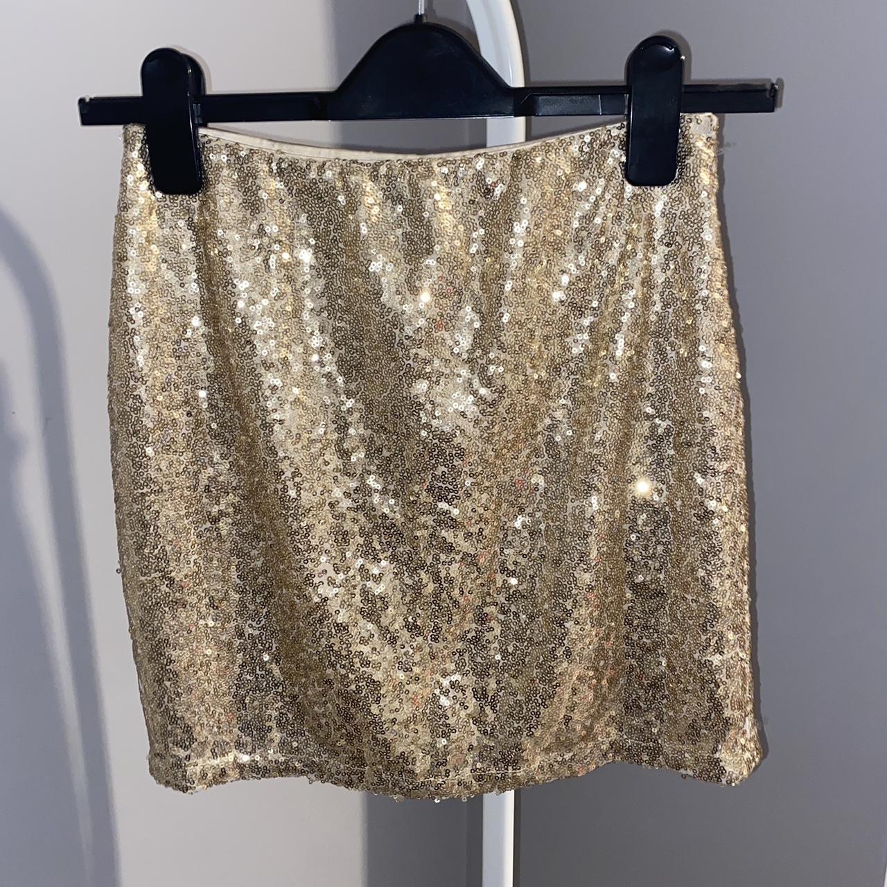 SHEIN Women's Gold Skirt | Depop