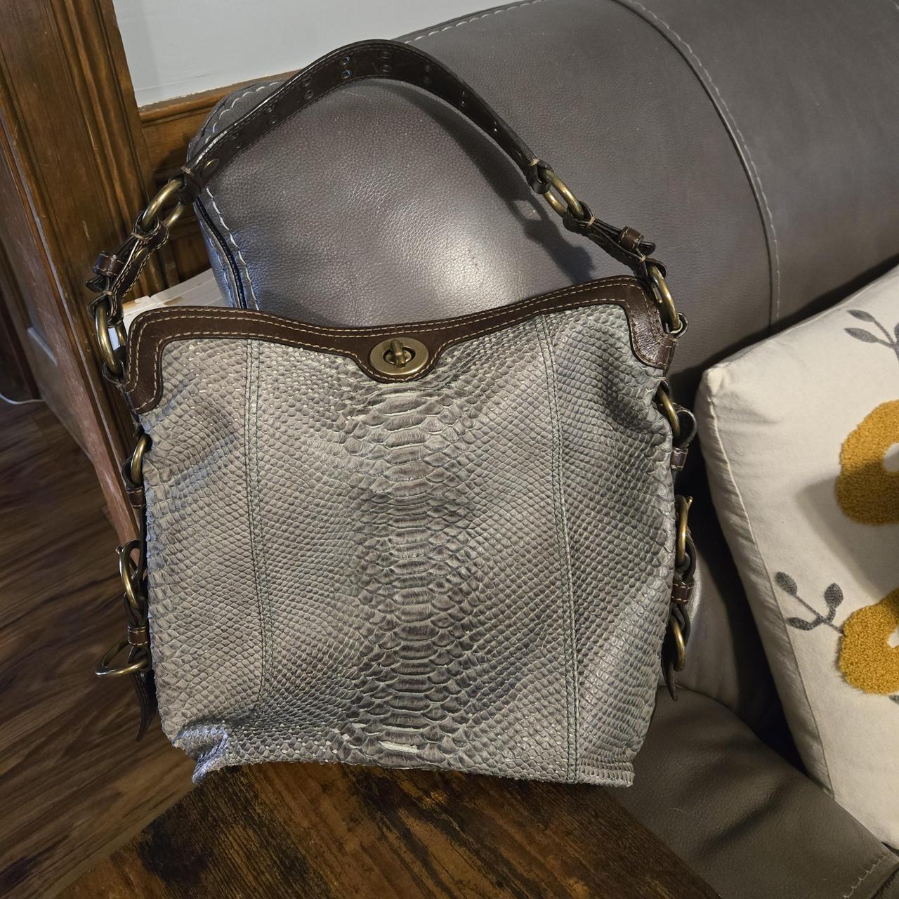 item listed by ginabarnette1