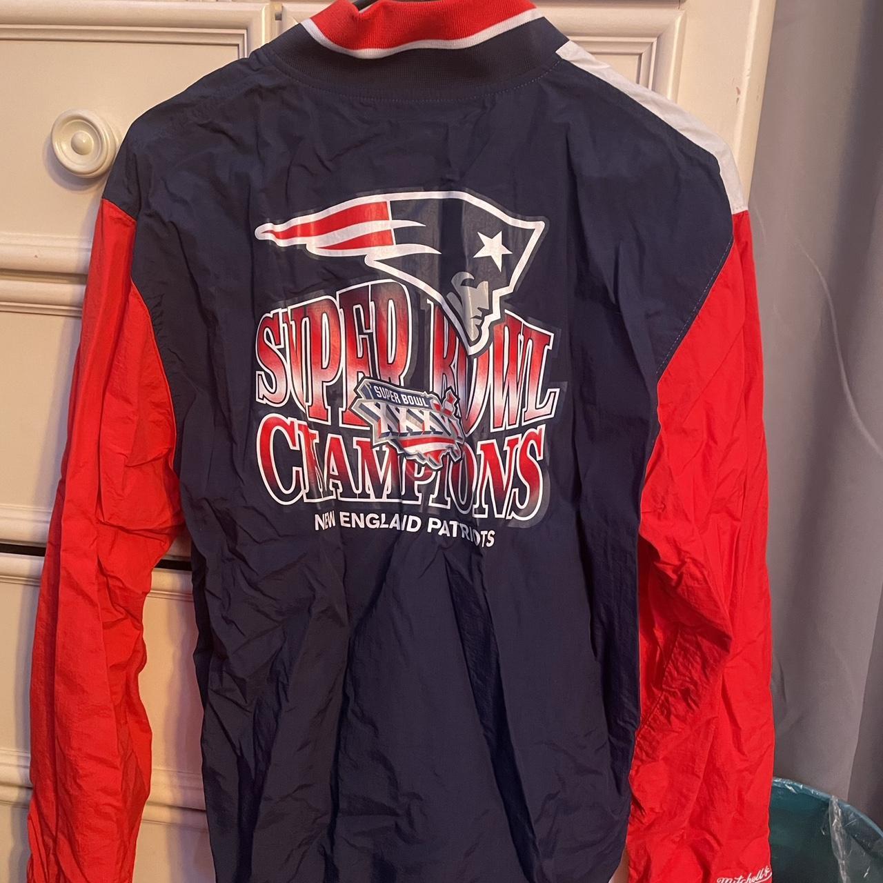 Unisex Mitchell & Ness New England Patriots Retro - Depop