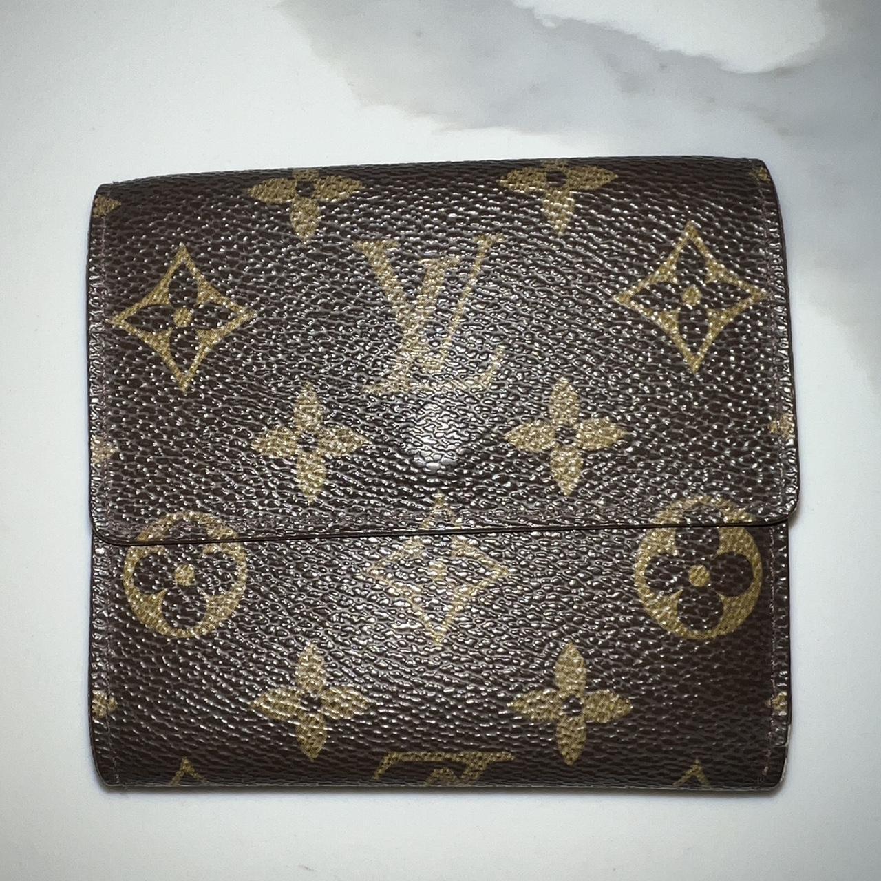 Vintage pre-loved Louis Vuitton Elise Wallet. Signs - Depop