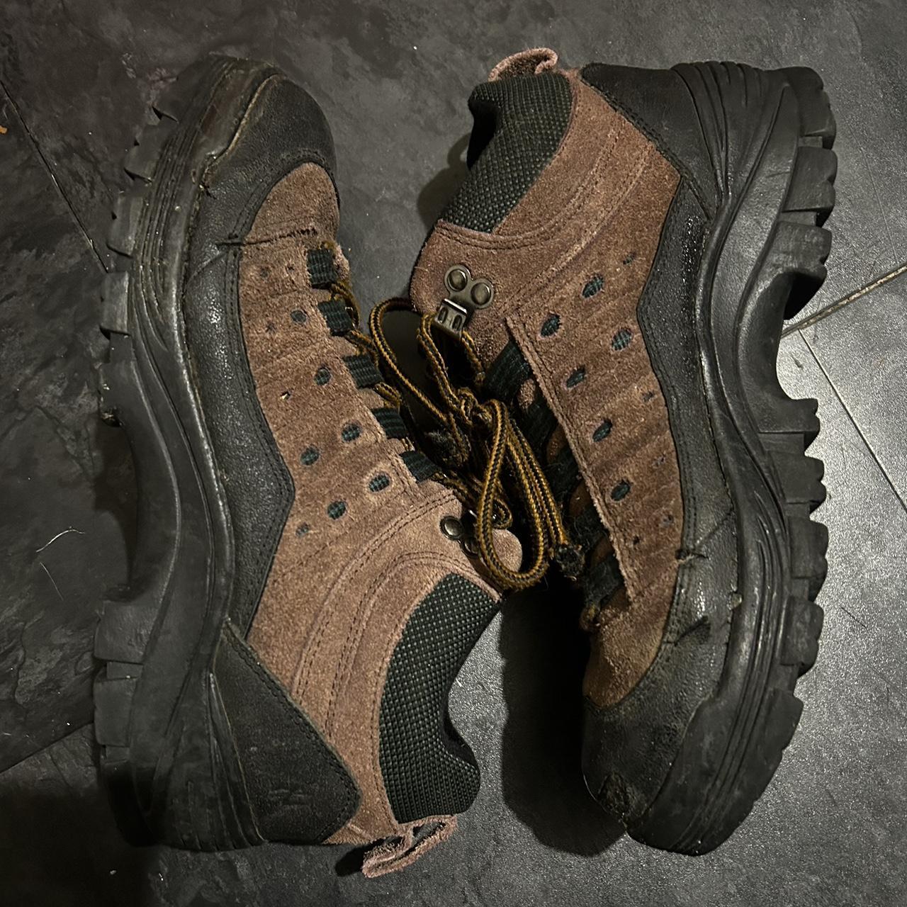 nevado hiking boots