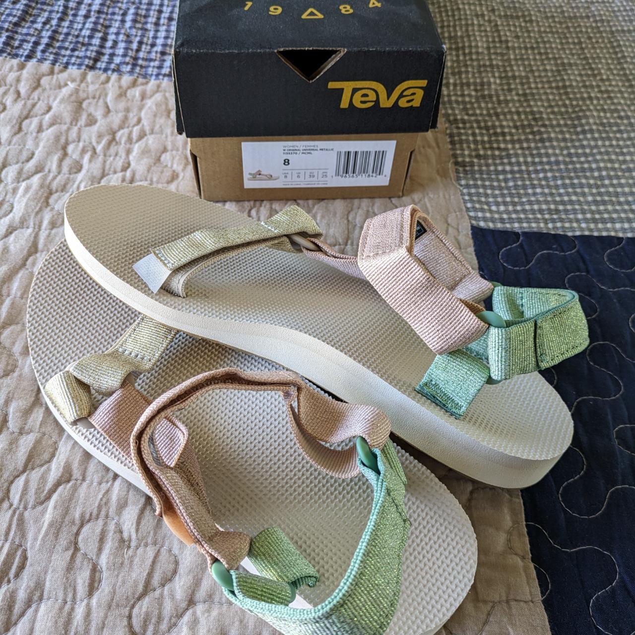 teva metallic sandals