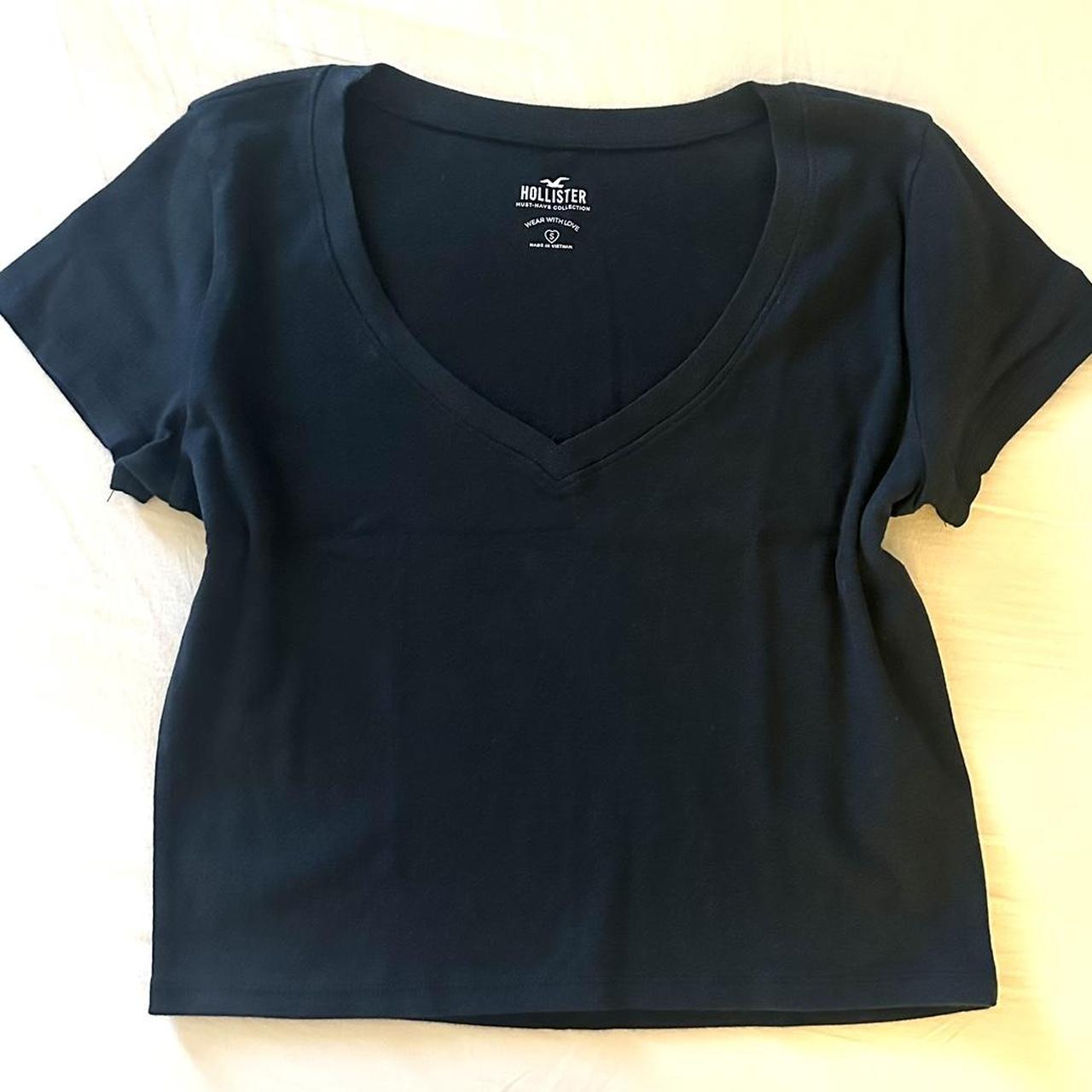 hollister black v neck top - size S - NWT never... - Depop