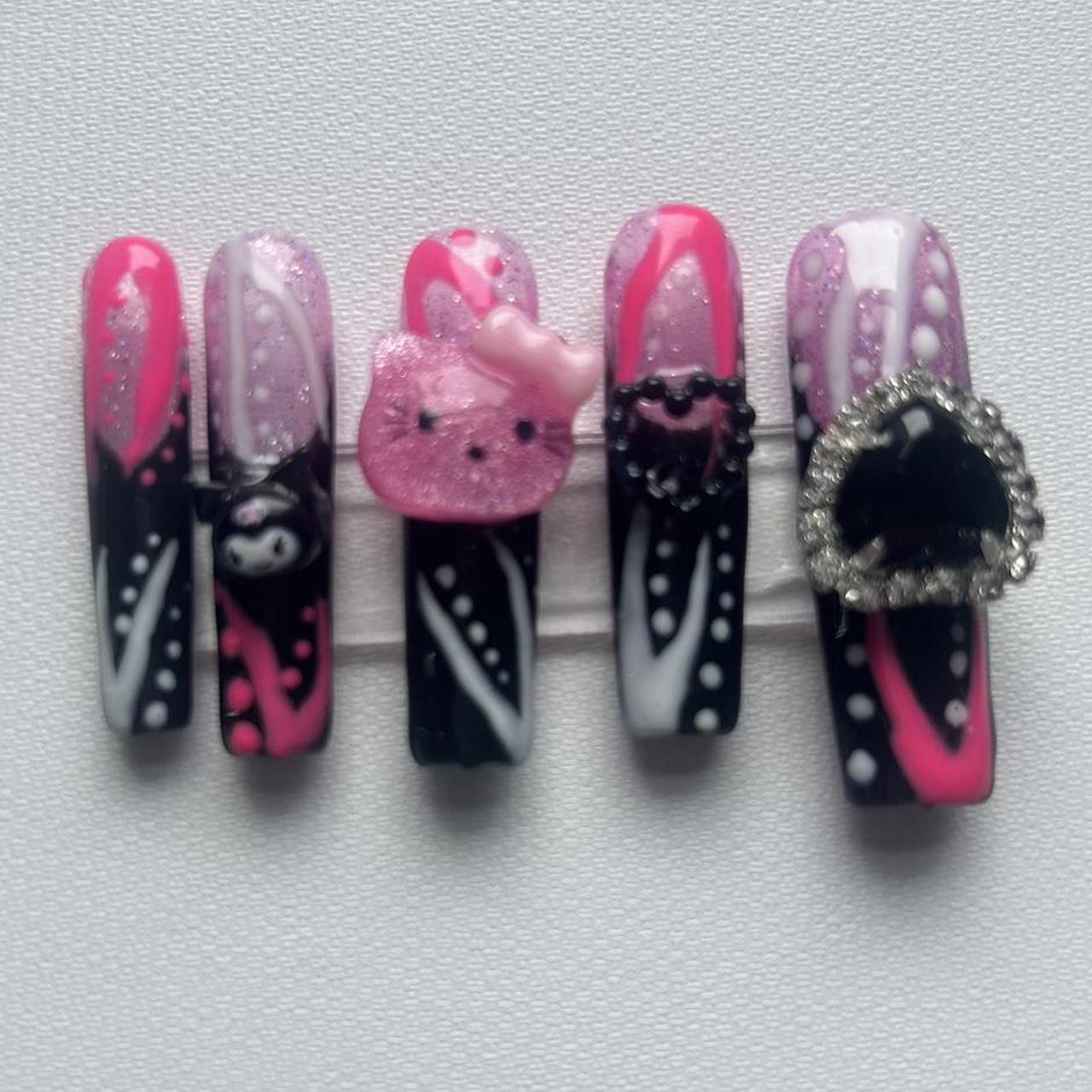 Sanrio Kuromi-Seamless removível unhas postiças, Black Heart Coffin, roxo  Bow Nail Art com design por manicure profissional - AliExpress