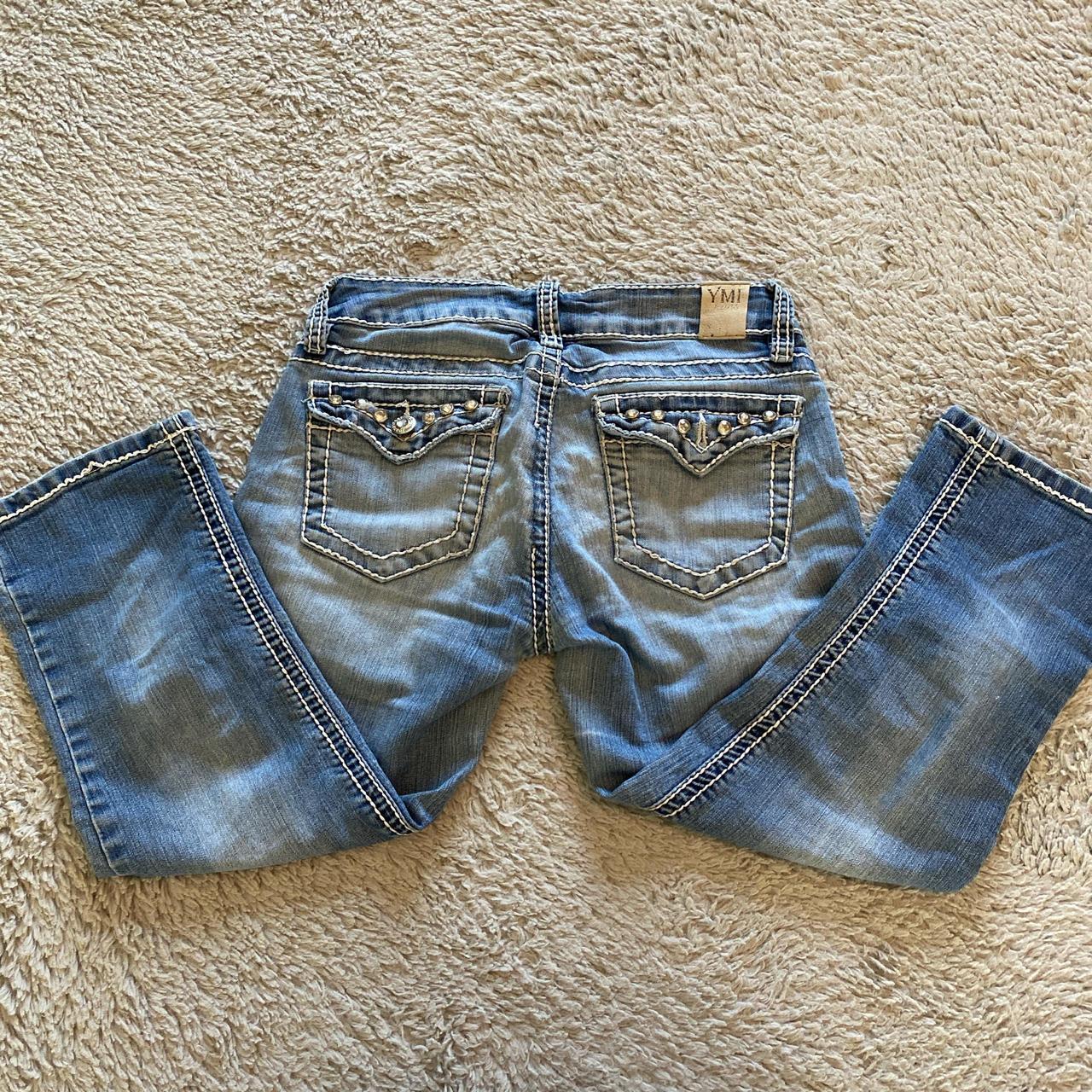 item listed by meoweee
