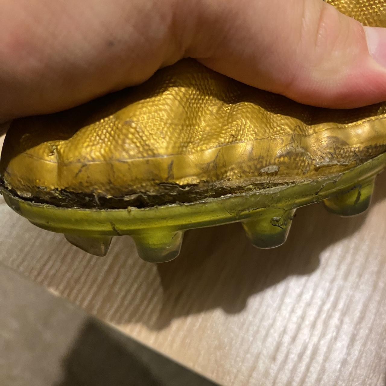 hypervenom phantom 1 gold