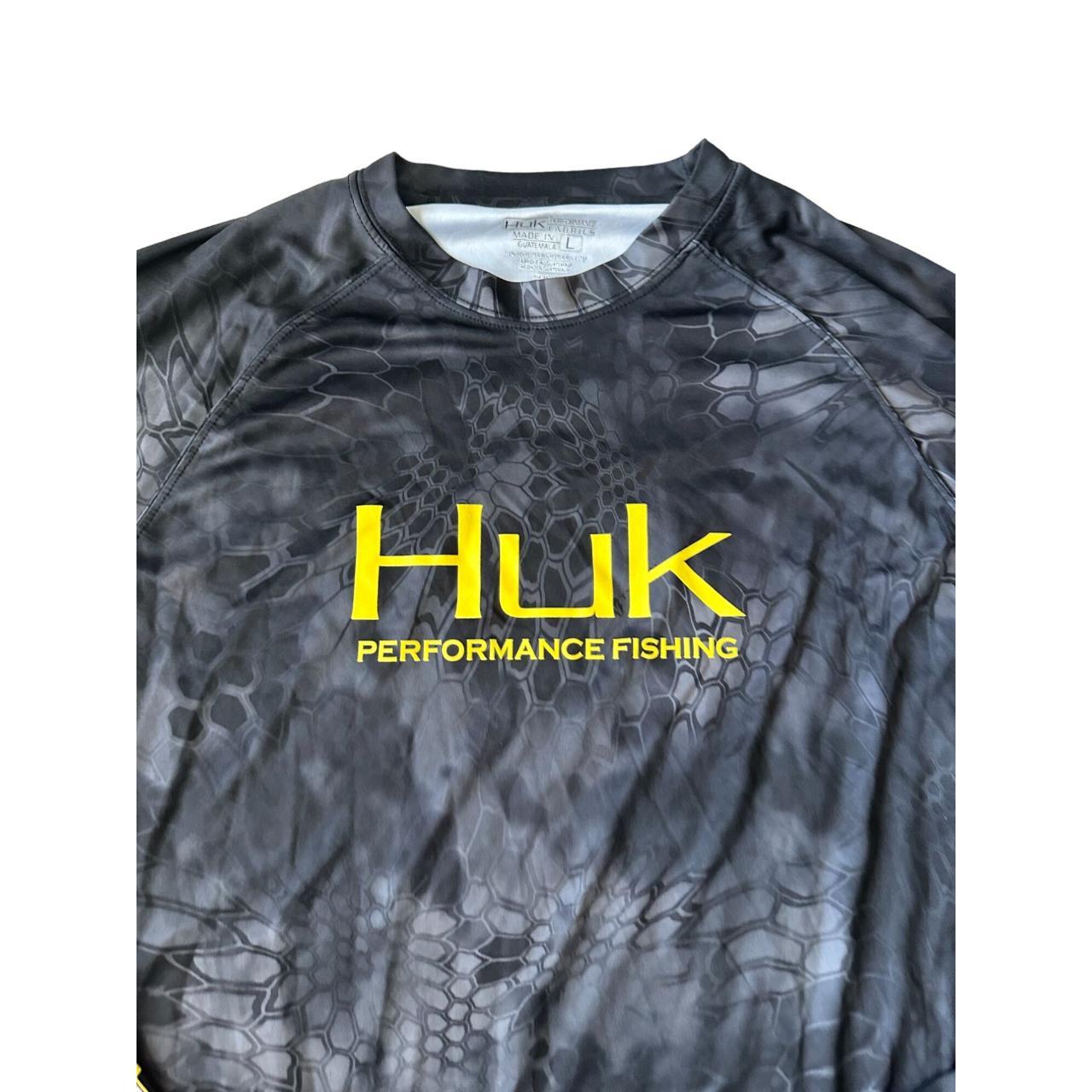 HUK Performance Men’s Long sleeve Tech Shirt Size