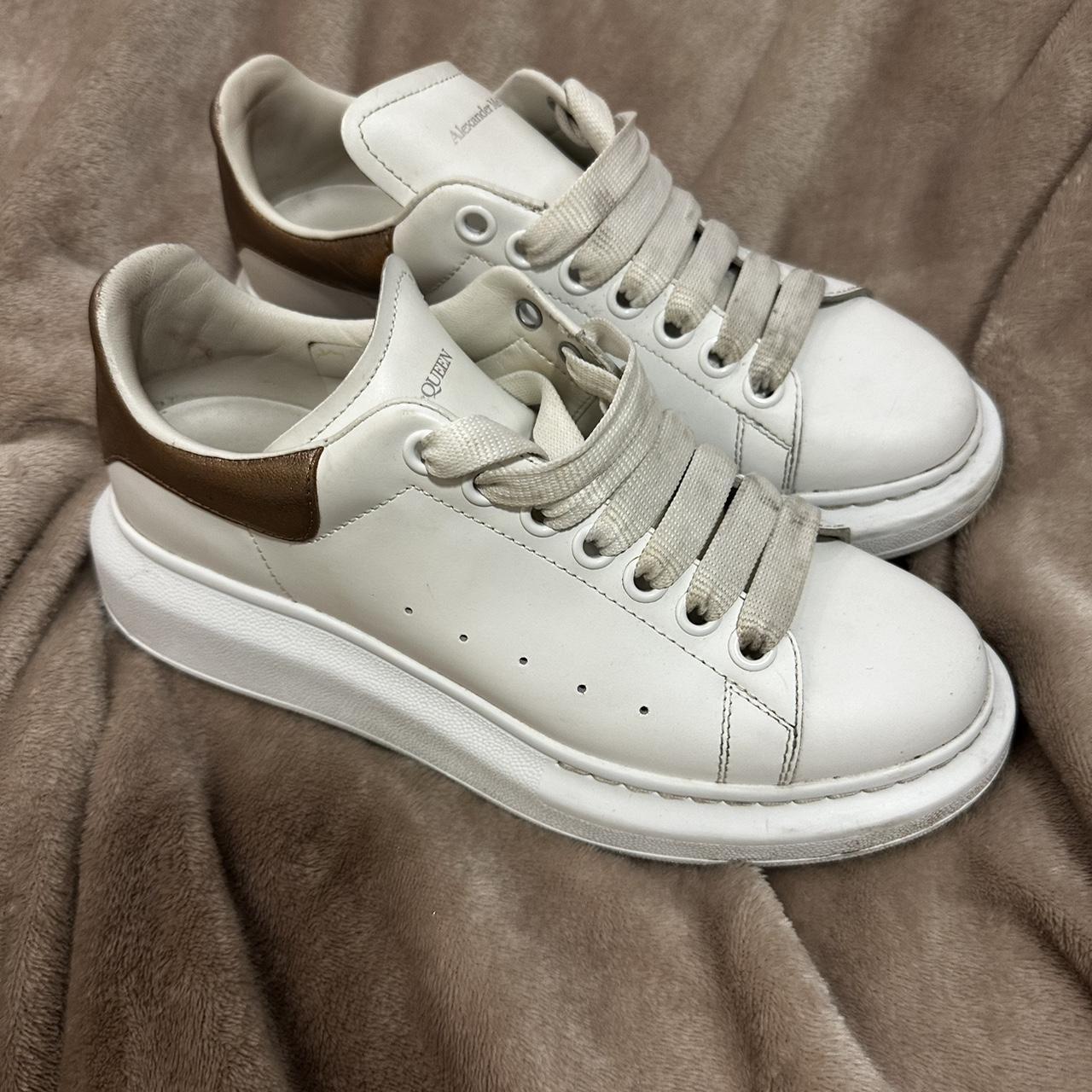 Rose gold shop alexander mcqueen trainers