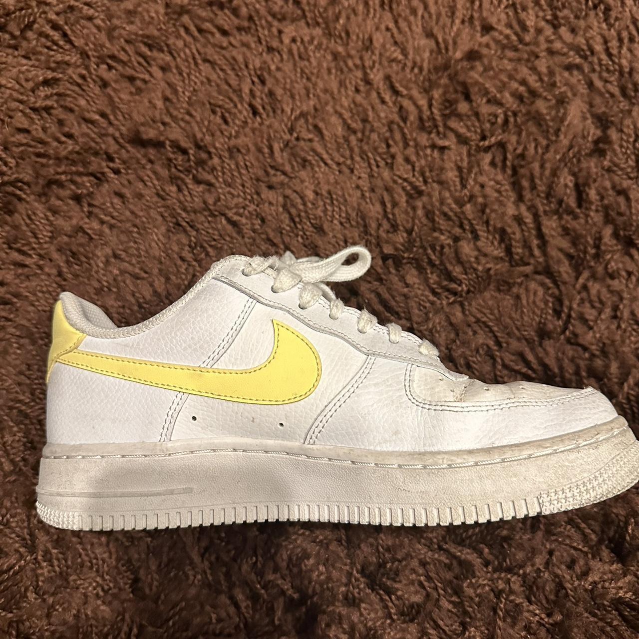 item listed by sarrrryyy