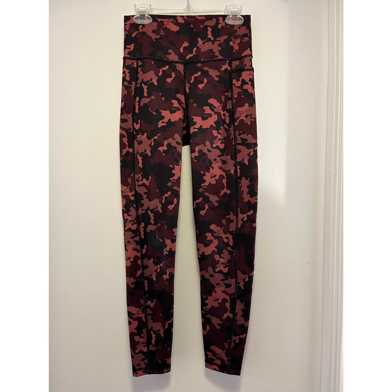 Sweaty Betty Super Sculpt Camo Red Pink Black 7/8 Leggings - Size