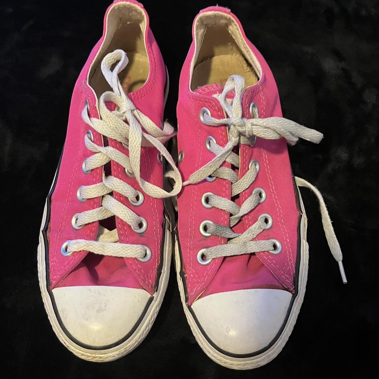 pink and white converse all star low 🎀🎀 women’s size... - Depop