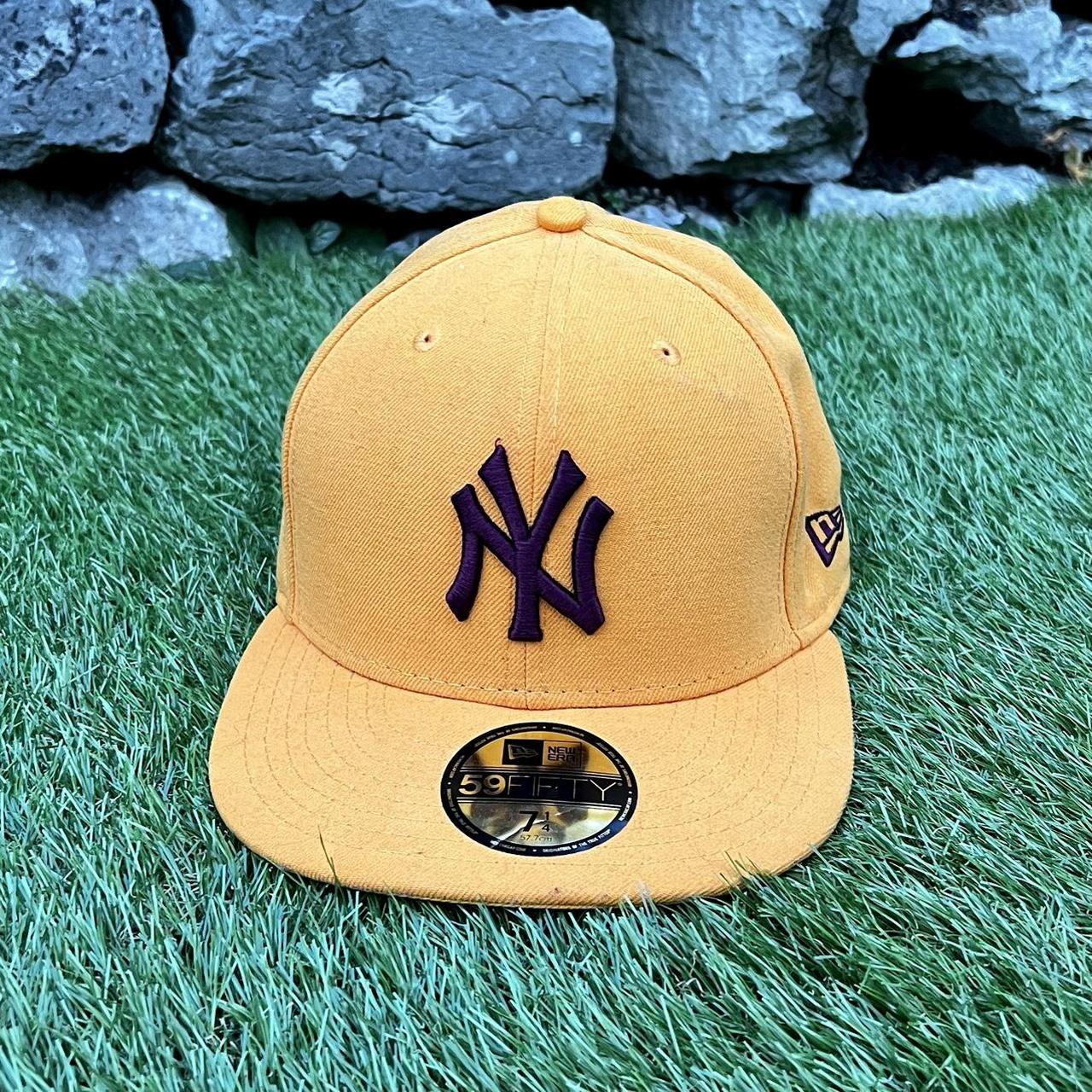 New York Yankees Fitted Baseball Cap Size 7 1/4... - Depop