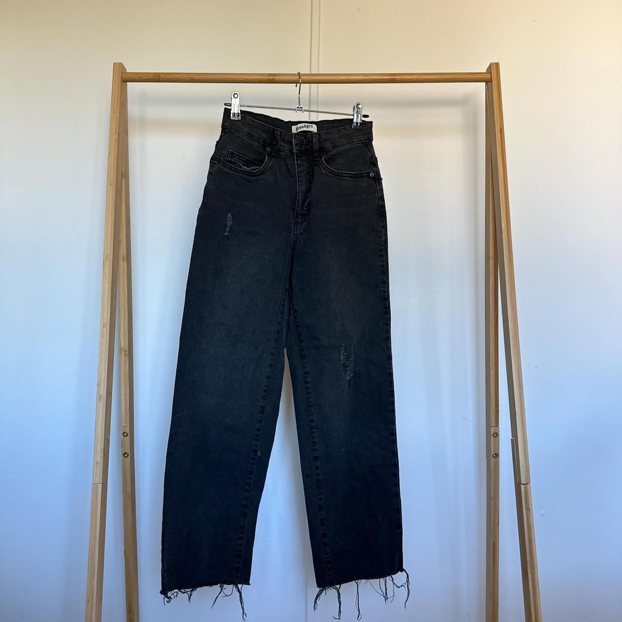 Breakers Black high waisted wide leg jeans Size 8 5 Depop